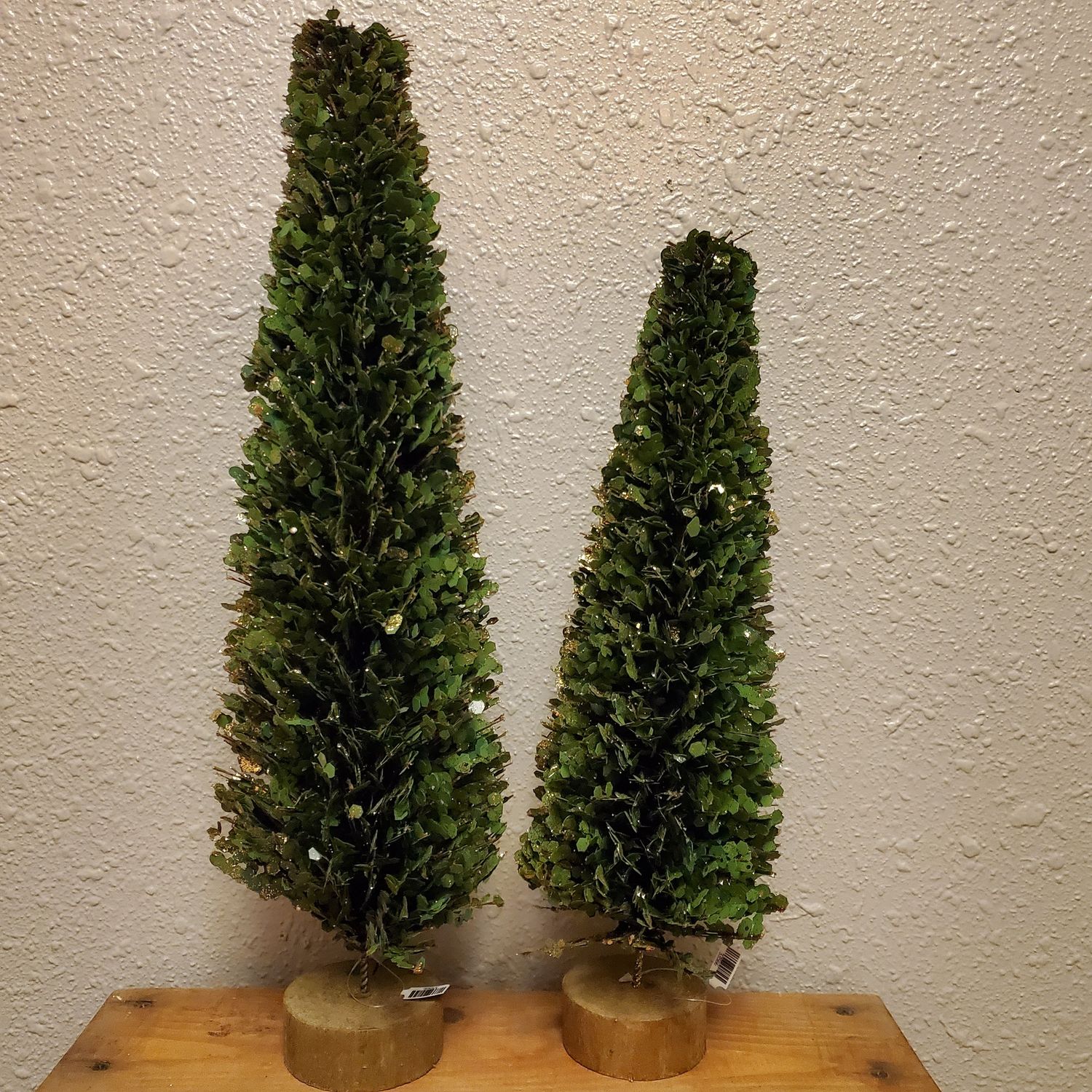 Cone Tree, Green Flake on Wood Block 16/20&quot; Set/2