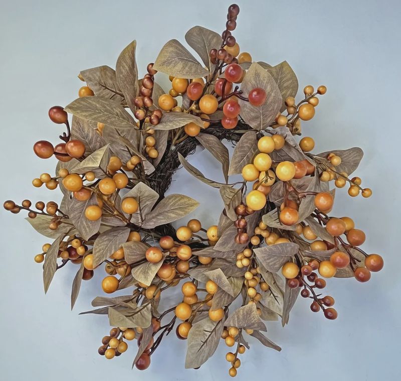 Wreath, 16&quot; Fall Berry Leaf