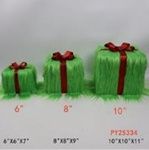 Presents, Set/3 Fuzzy Green Grinch Gifts