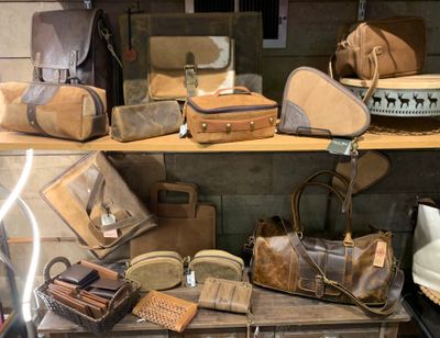HAND BAGS