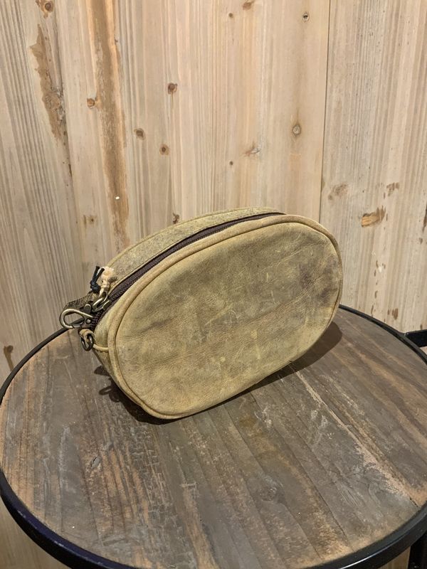 Crossbody, Switch on Sling