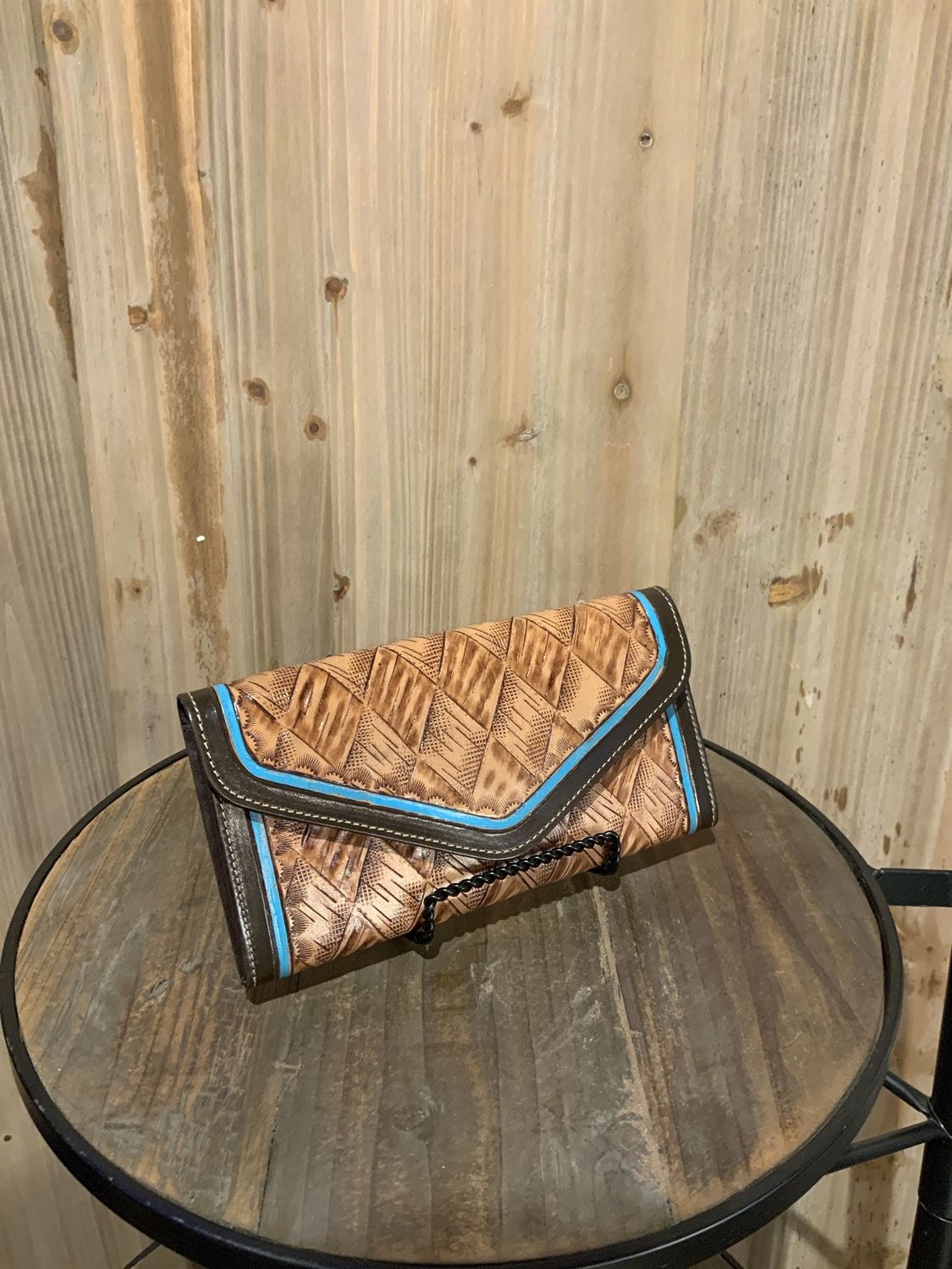 Wallet, Witz tooled