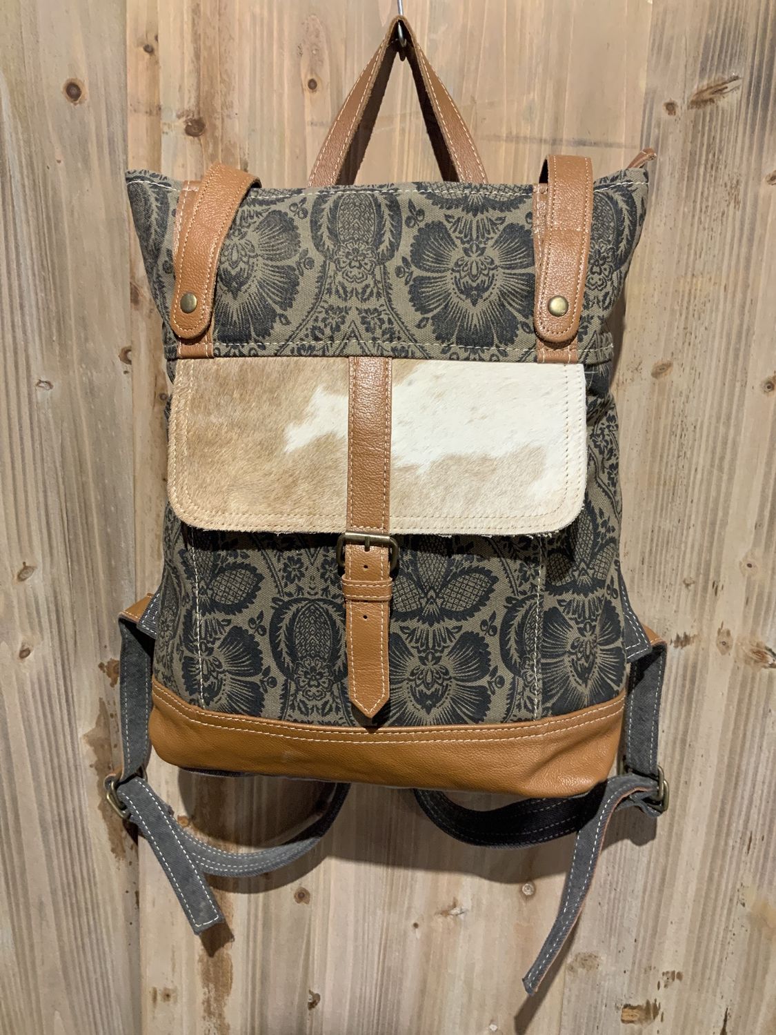 Backpack, Commovente