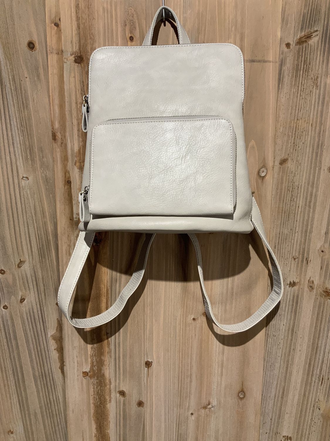 Backpack, Julia Asst