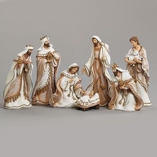 Nativity, 8.5&quot; Set/7 Woven Gold Trim Fabric Look