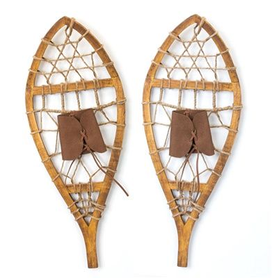 22" Wood Snow Shoes Set/2