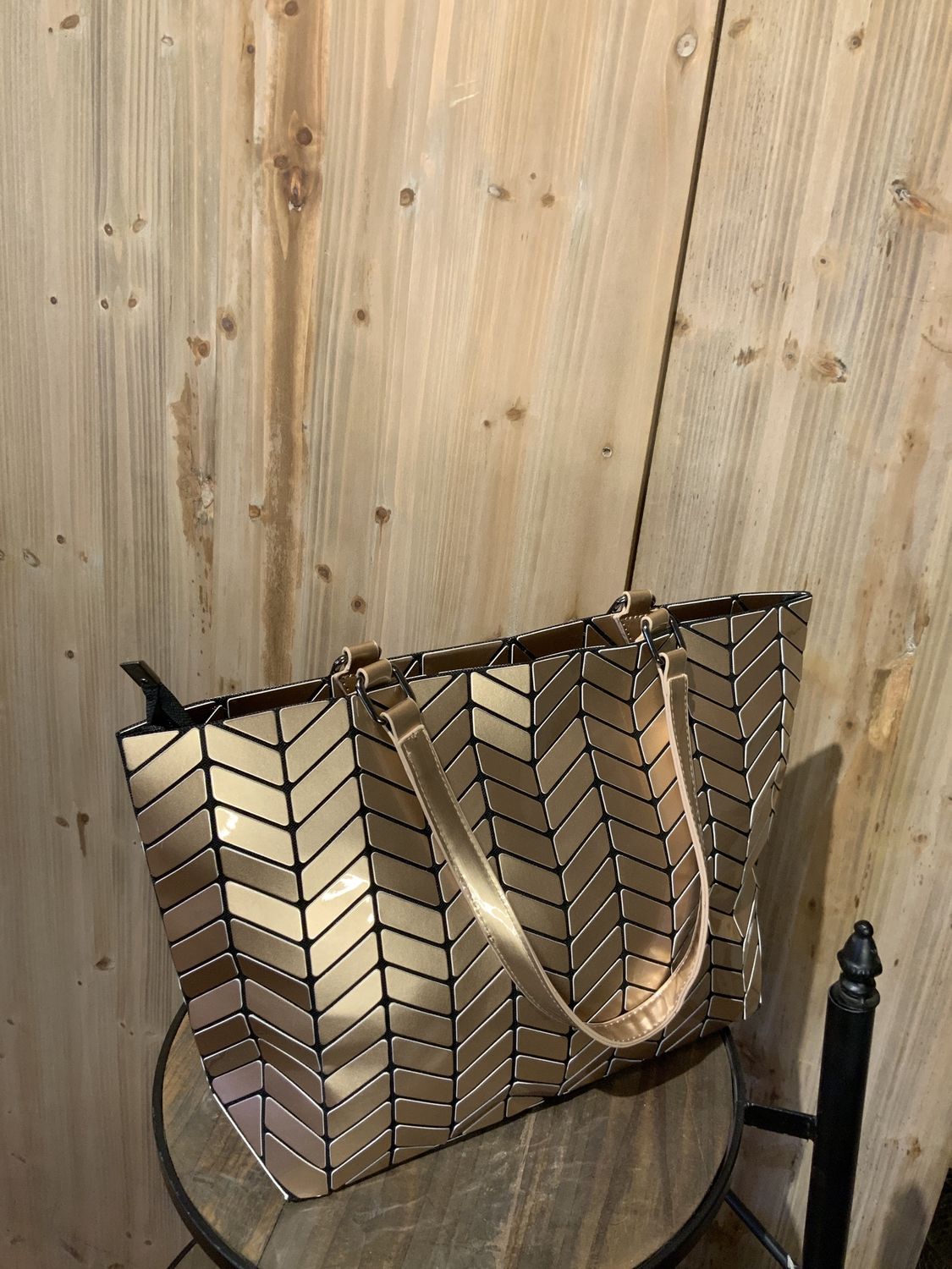 Tote, Arrow Asst Colors