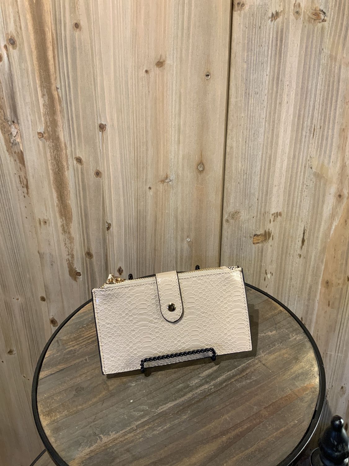 Wallet, Odelia Snap RFID