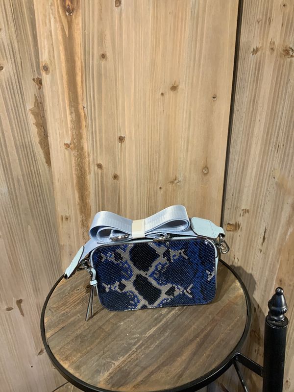 Clutch, Multi Pattern blu wde strp