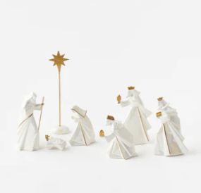 Nativity, Glazed White Porcelain w/Gold Accents Set/7 2-6.5&quot;