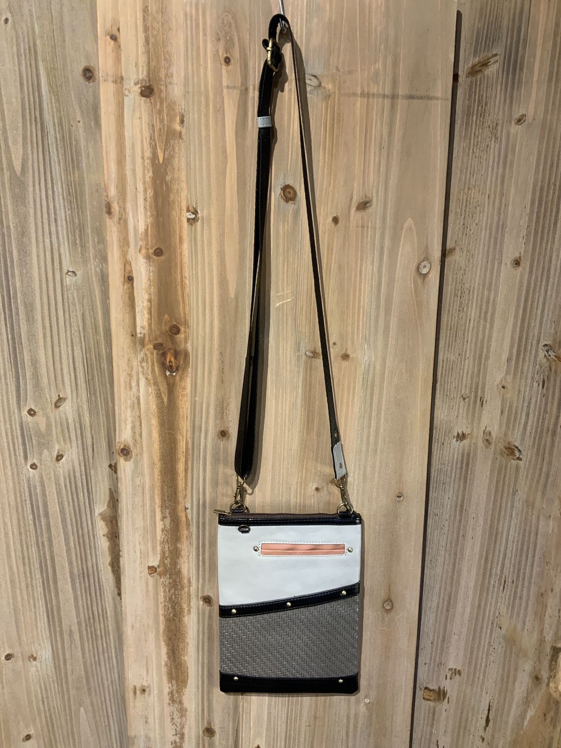 Crossbody, Brisk/Front Cellphone Pocket