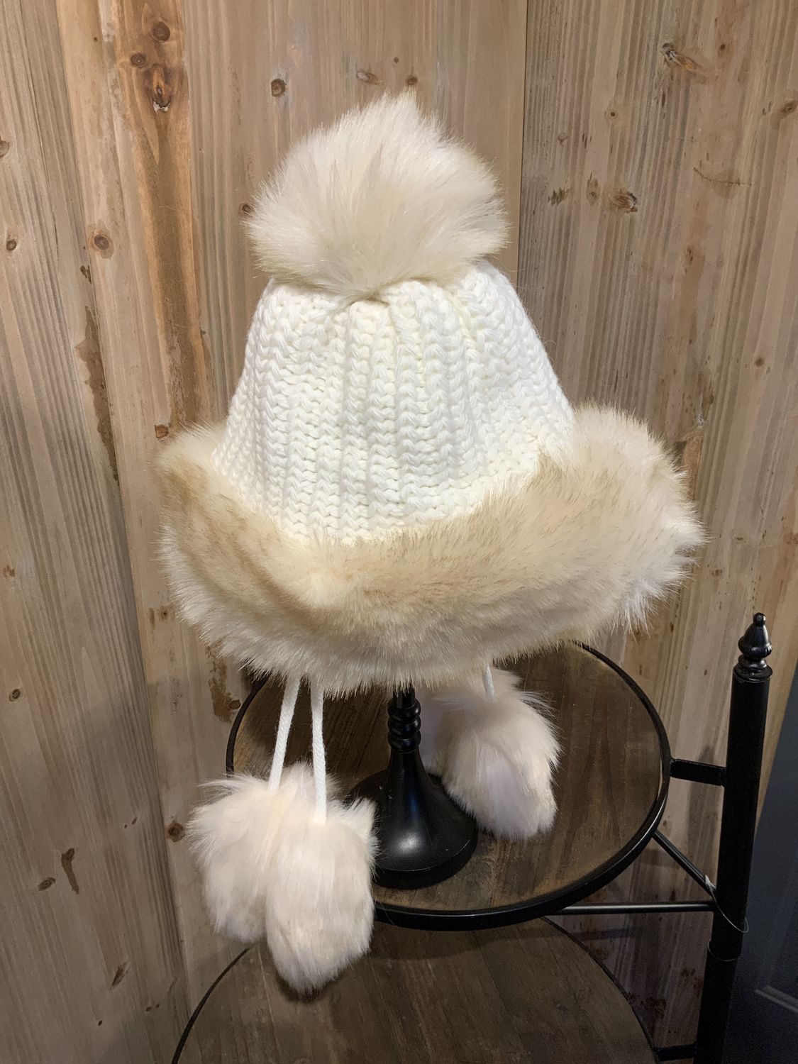 Faux Fur Hat, Bajka w/Fleece Lining Creme