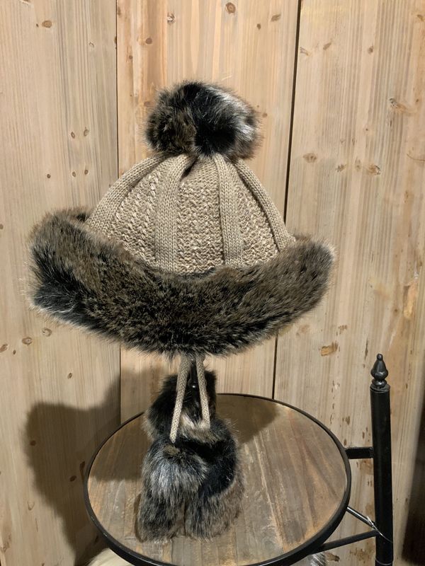 Faux Fur Hat, Bajka Camel w/Sequins