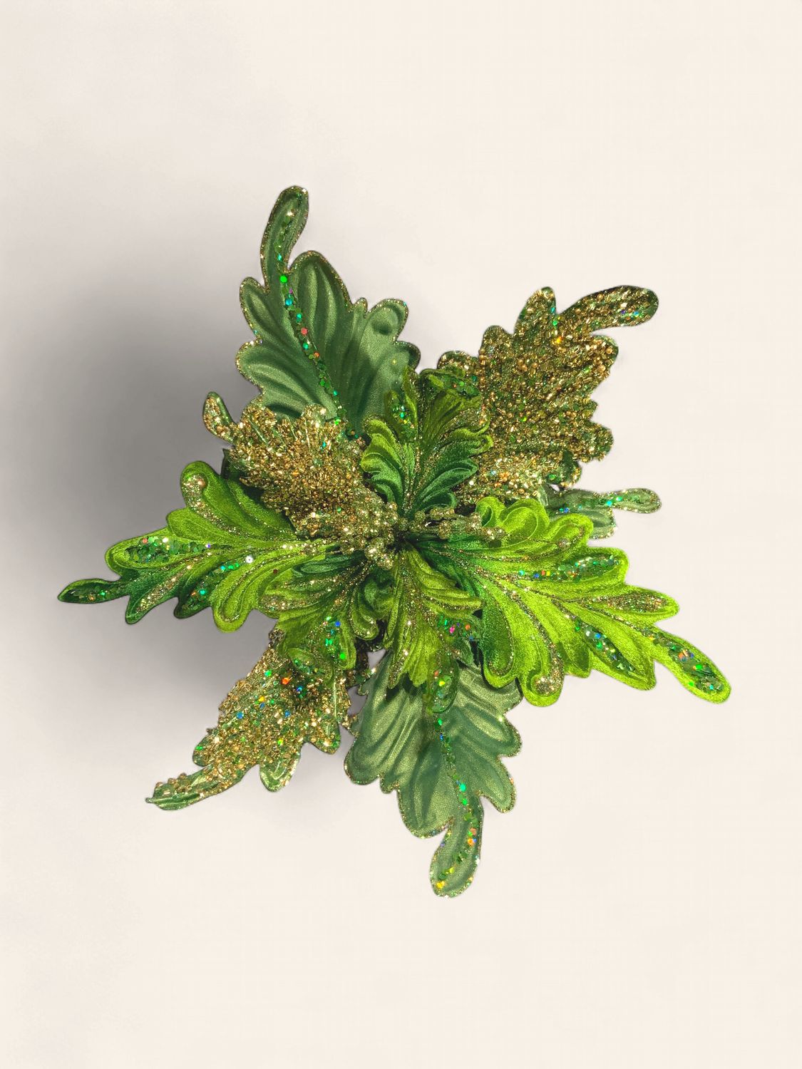 Spray, Green Poinsettia 14" jagged