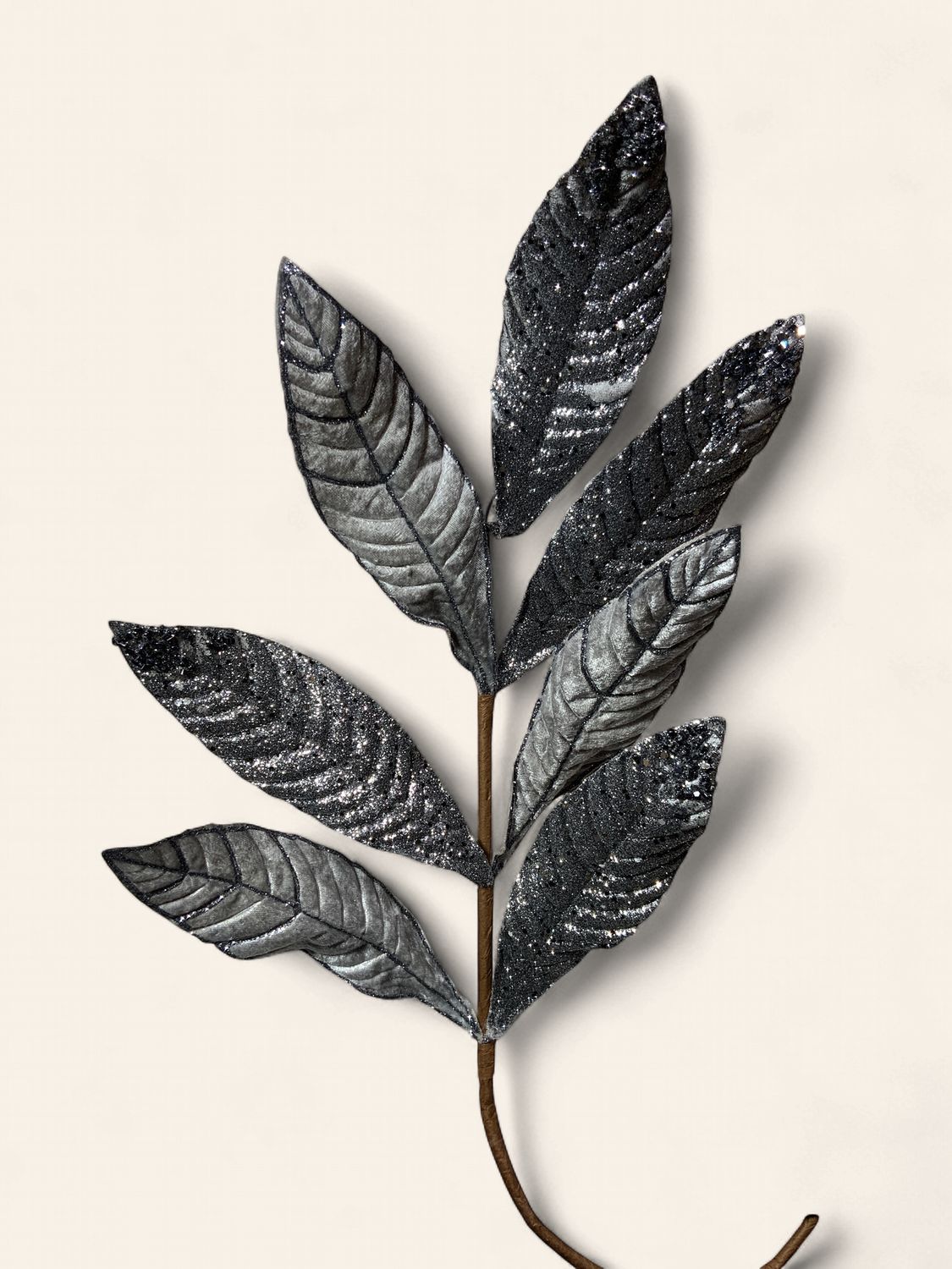 Spray, Laurel Leaf 27"