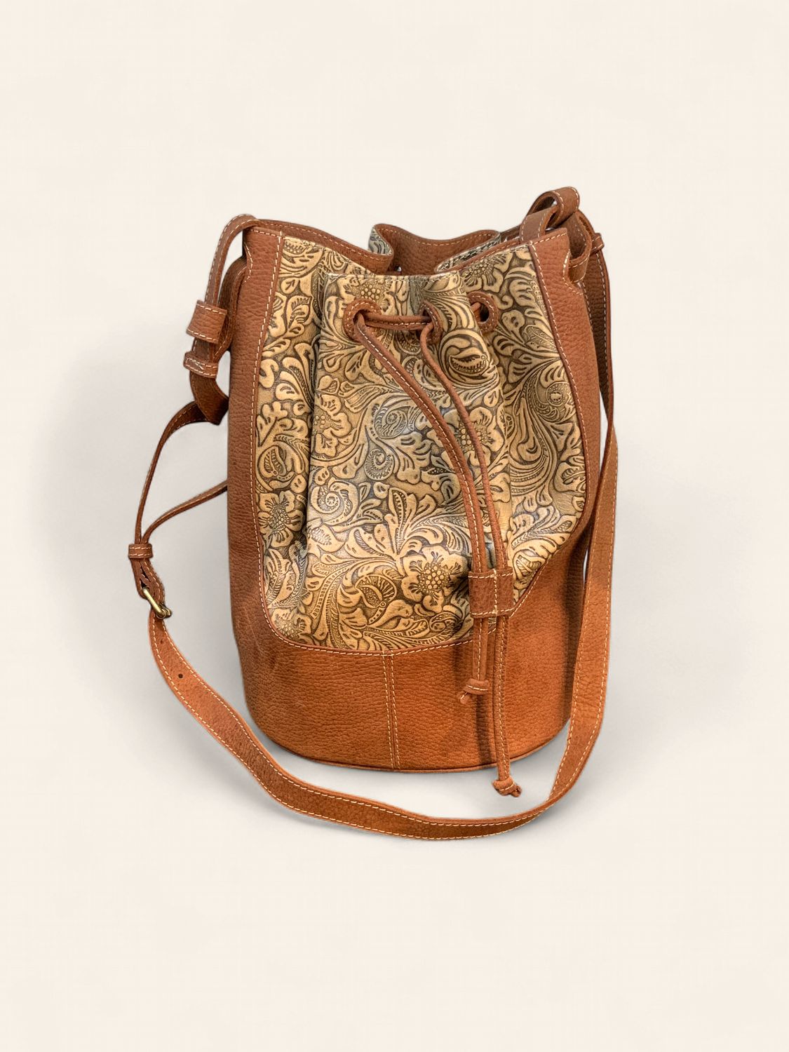 Bucket Bag, Quadrupal Leather