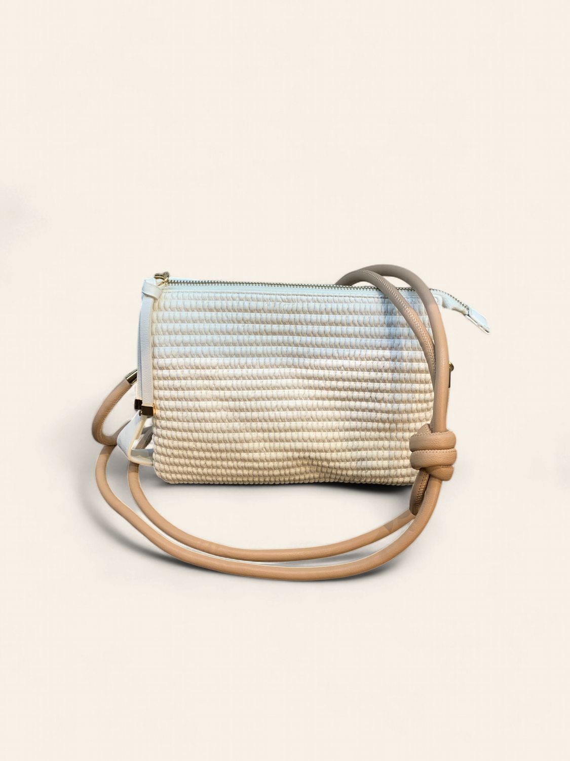 Crossbody, Puckered white