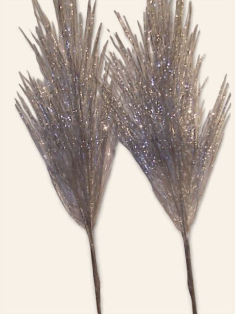 Spray, Silver Metallic Pine Needle 24"