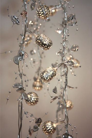 String Lights, 6' Silver Orientale 22 LED B/O