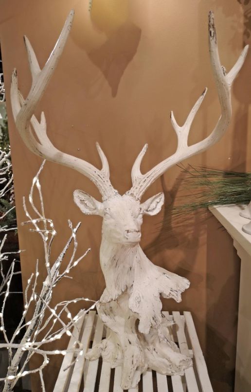 Deer, 20x13x28 White Deer Head Removable Antlers
