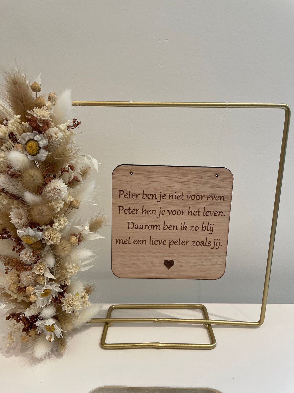 Kadertje met droogbloemen : "peter"