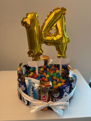 Feestelijk taartje : "candybars"