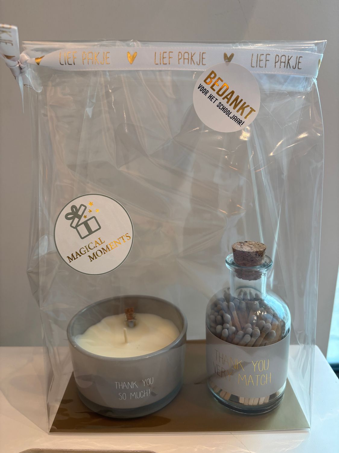 Flessenpost + lucifers : "Thank you"