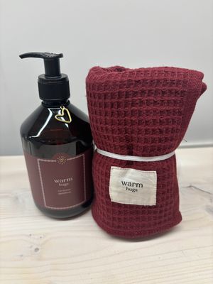 Handzeep &amp; gastendoekje : "Warm hugs"