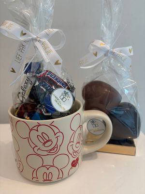 Mok Mickey met celebrations