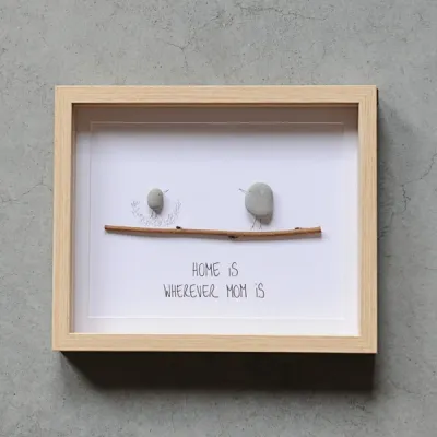 Pebble art 'Home is wherever mom is'