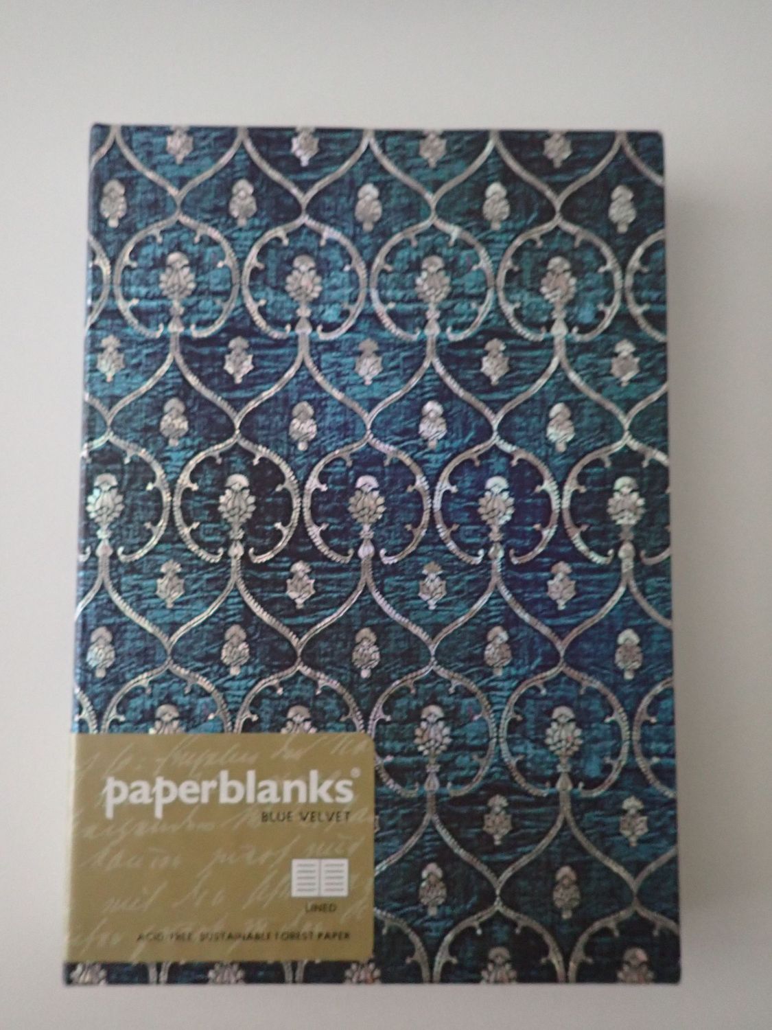 Paperblanks Blue Velvet Midi Journal