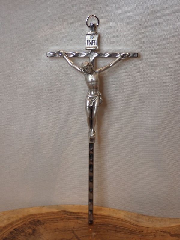 Wall Crucifix: Silver Metal 13cm x 5.5cm