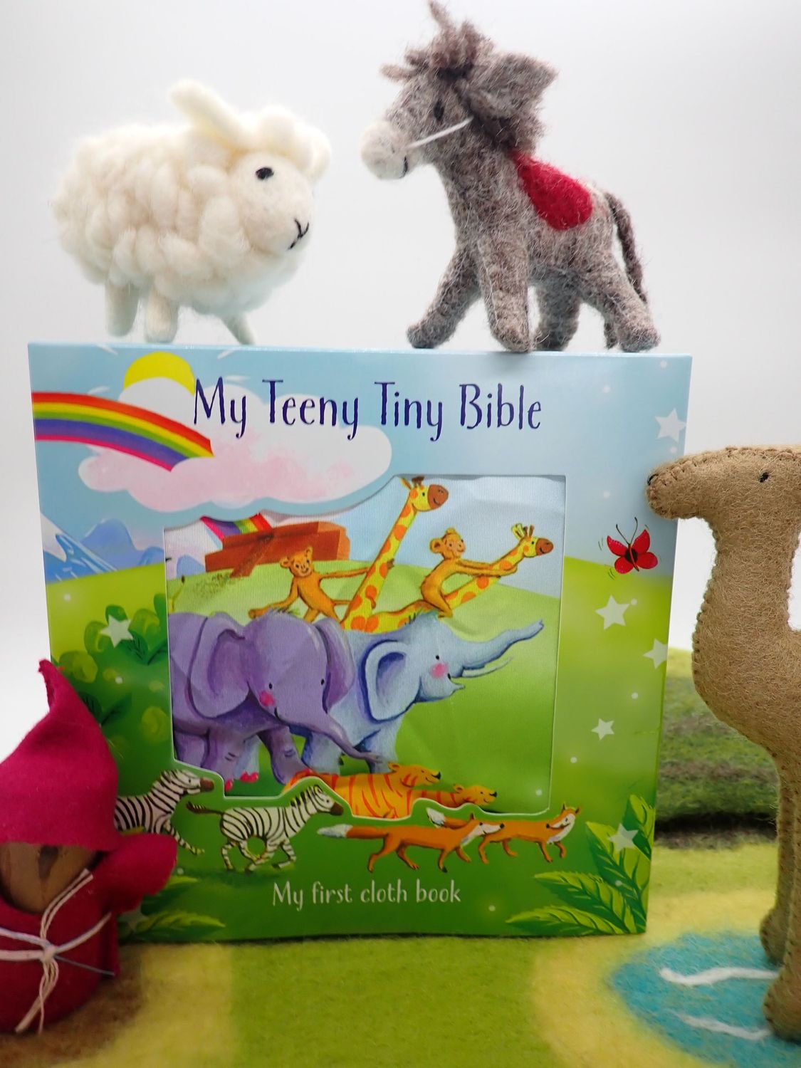 My Teeny Tiny Bible (Cloth Book) My Teeny Tiny Bible (Cloth Book)