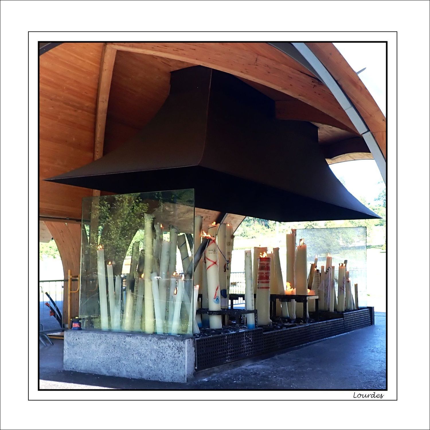 Sacred Contemplation Gift Card - Candles at Lourdes
