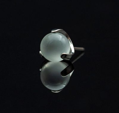 Moonstone Claw
