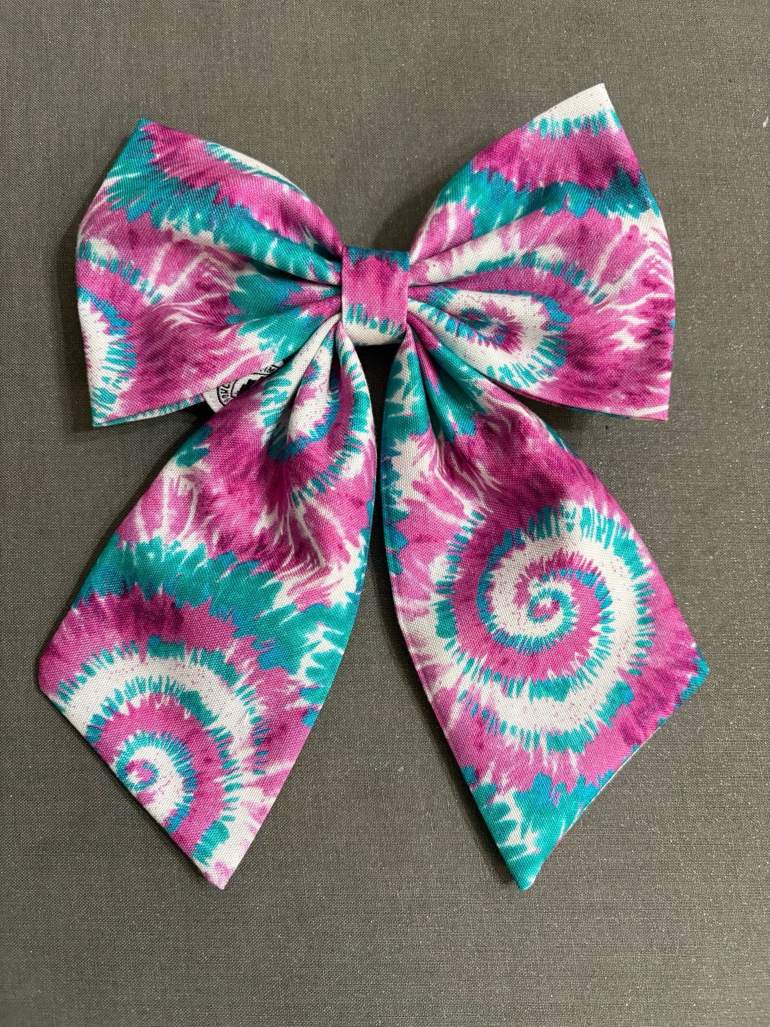 Aqua-pink Waves Bow
