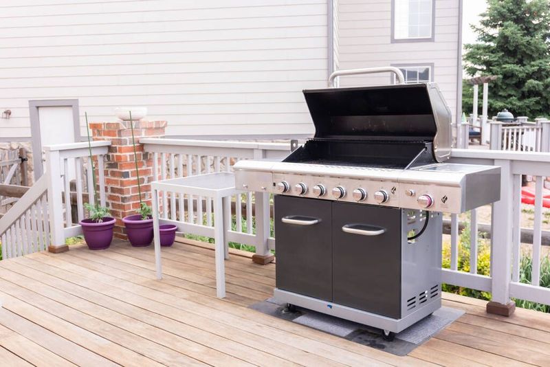 Grill Cleaning & Restoration