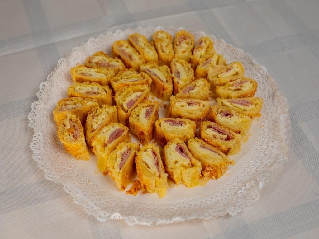 Rustici con ricotta e prosciutto - 50 pz