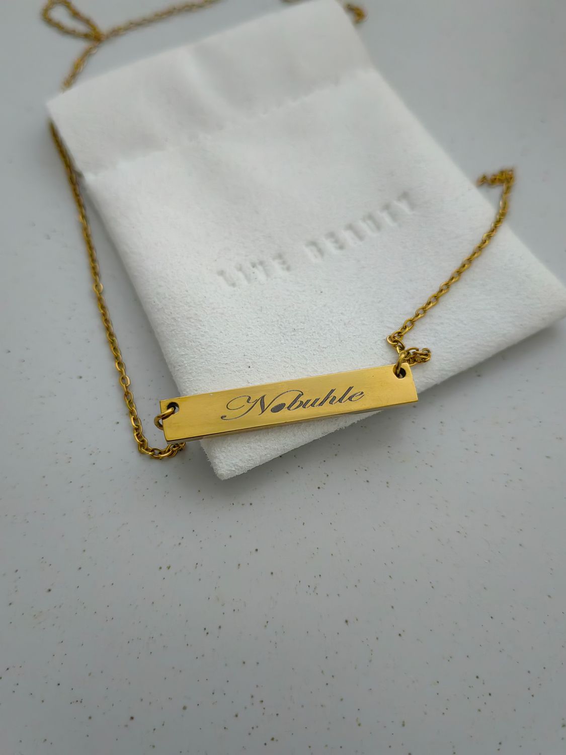 NECKLACE NAME PLATE