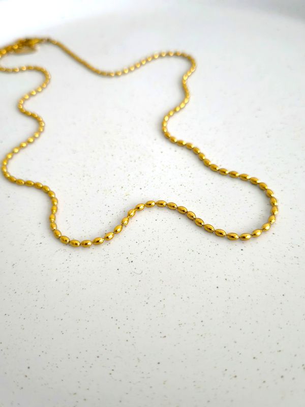 BEADS NECKLACE