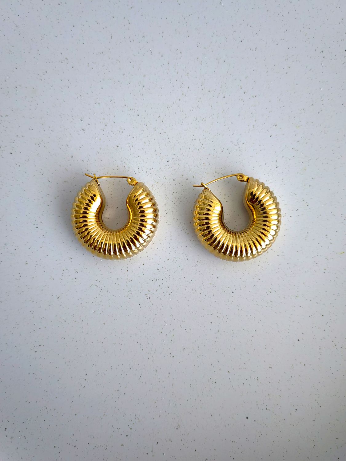 CASSIE HOOPS