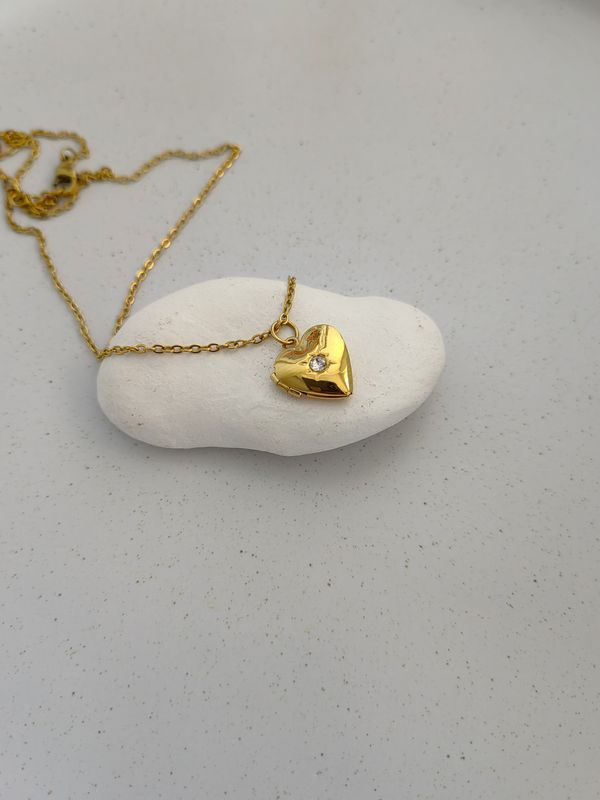 KEEPSAKE NECKLACE