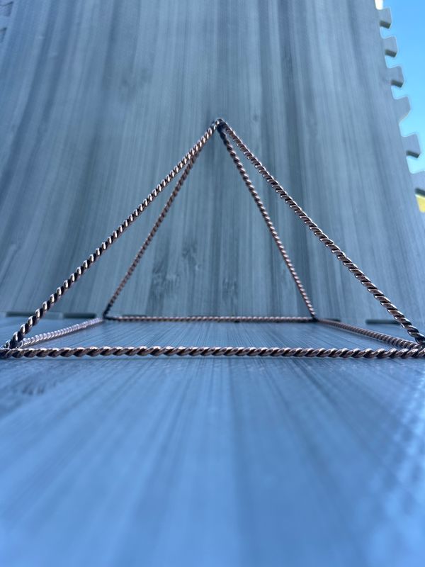 177Hz Tensor Ring Pyramid Lg