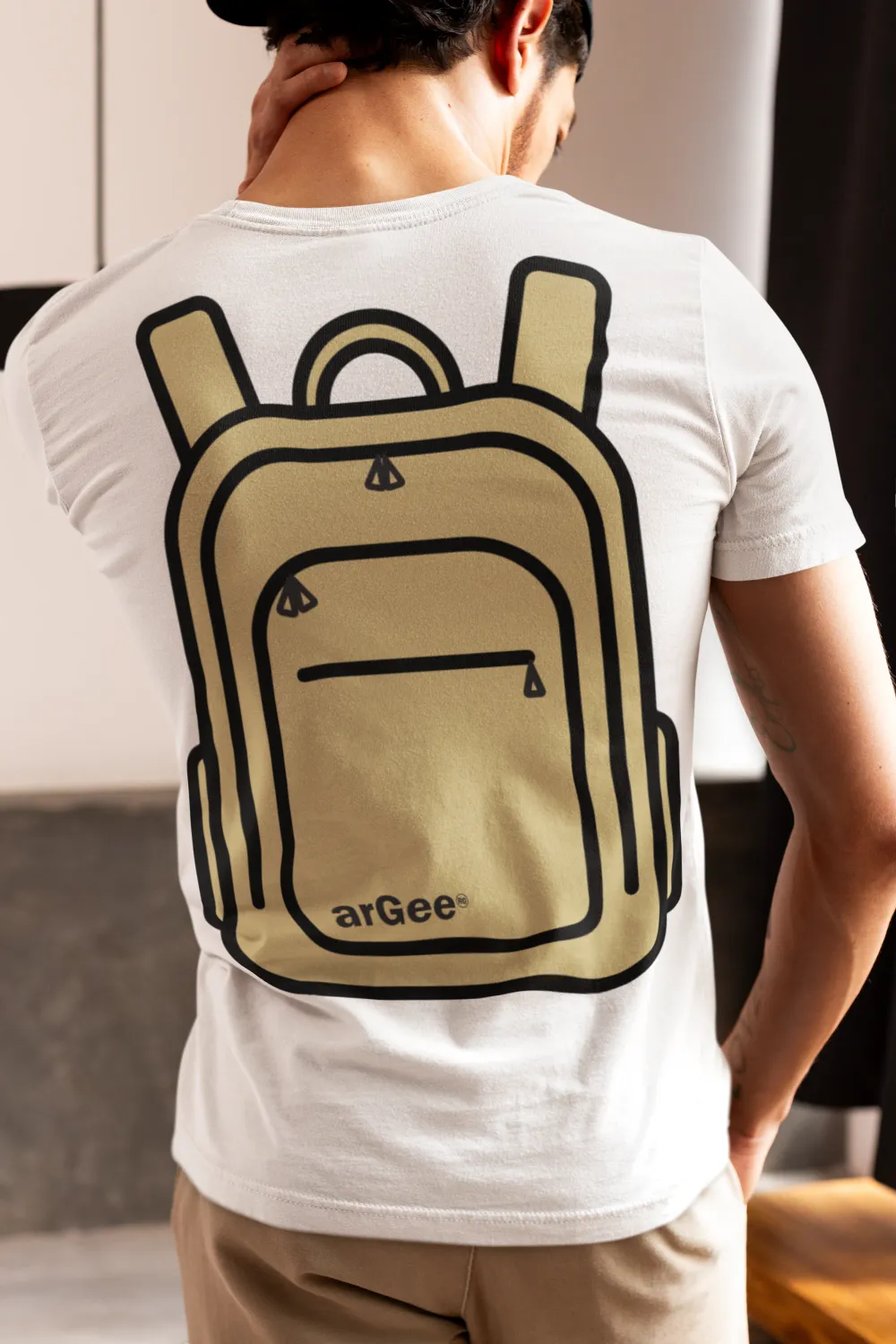 arGee - Rucksack Tee