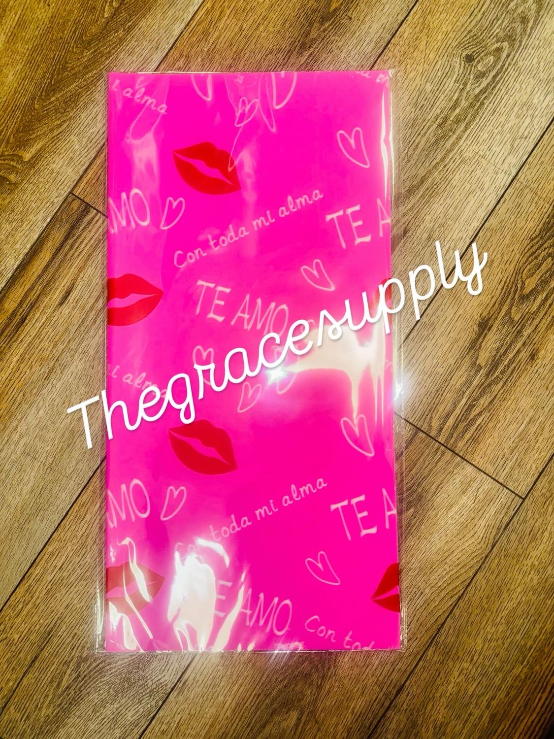 Te Amo Hot Pink Solid Wrapping Paper