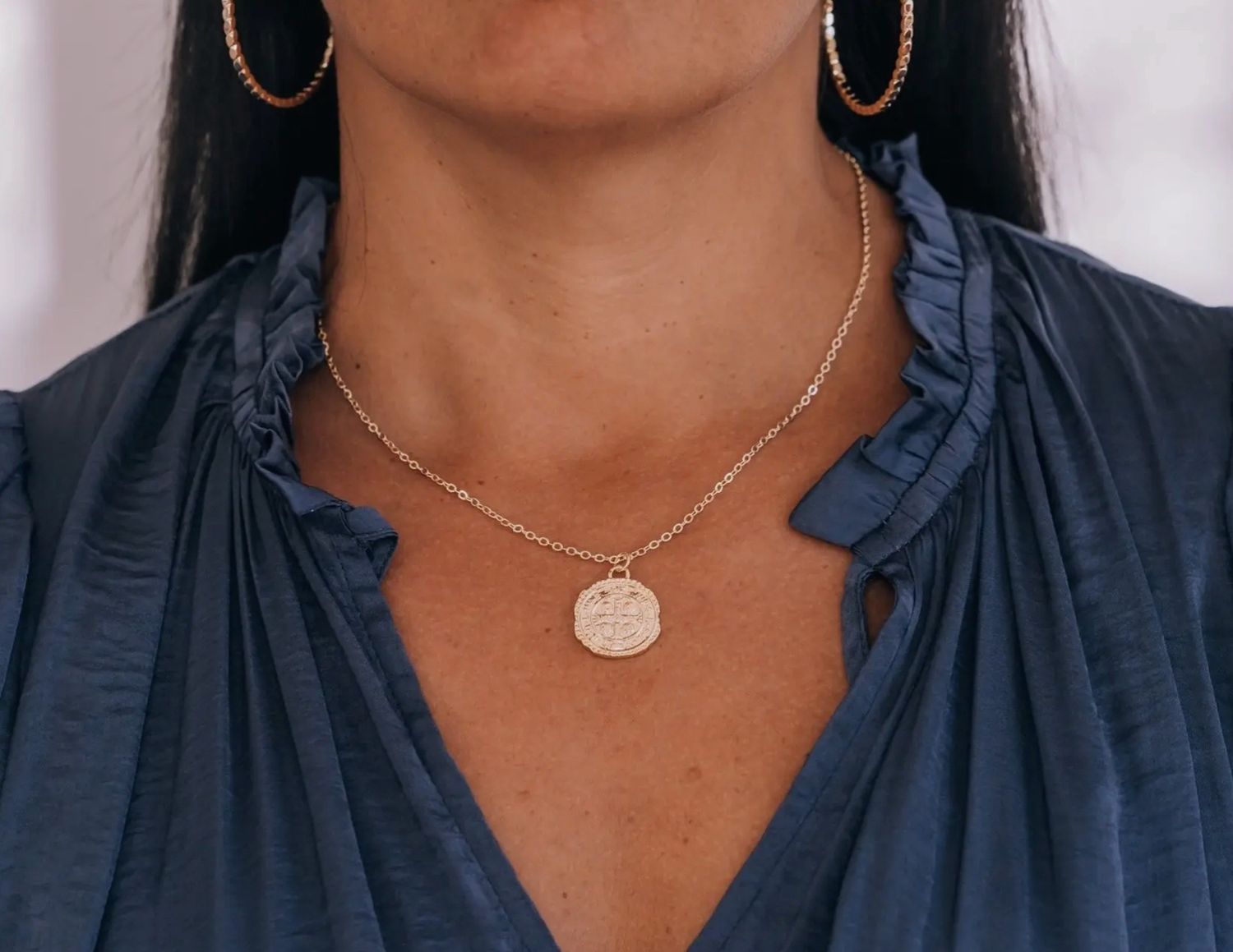 ID GRACE / VINTAGE CROSS NECKLACE