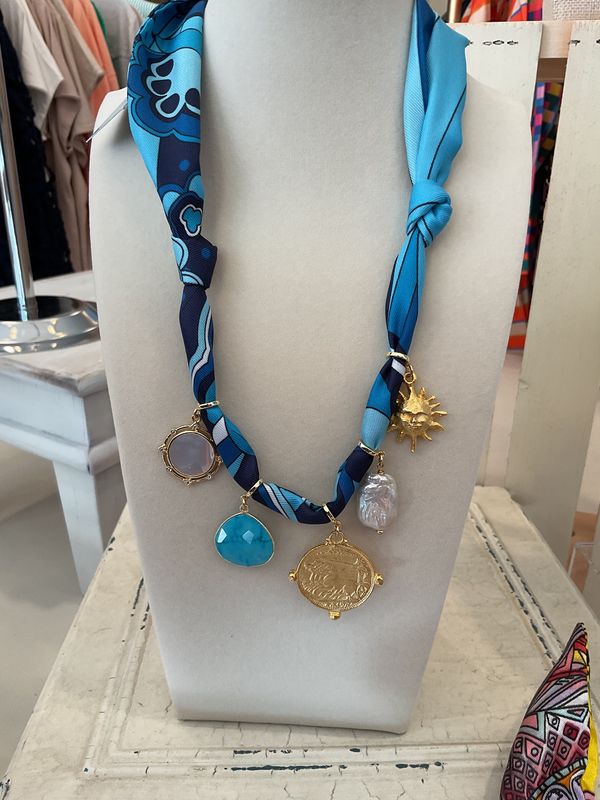 KNOTTY BLING TWILLY WITH TURQUOISE CROSS