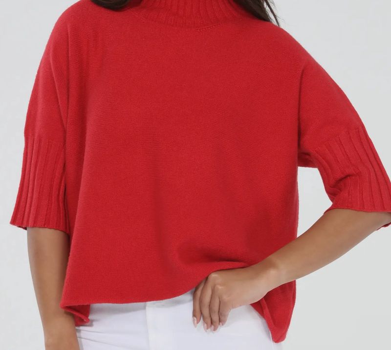 SPICY TURTLE NECK SWEATER
