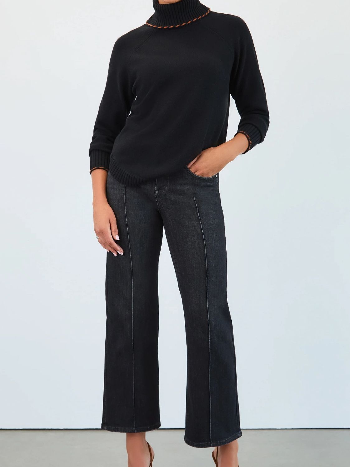 FDJ OLIVIA PINTUCK WIDE LEG- BLACK WASH