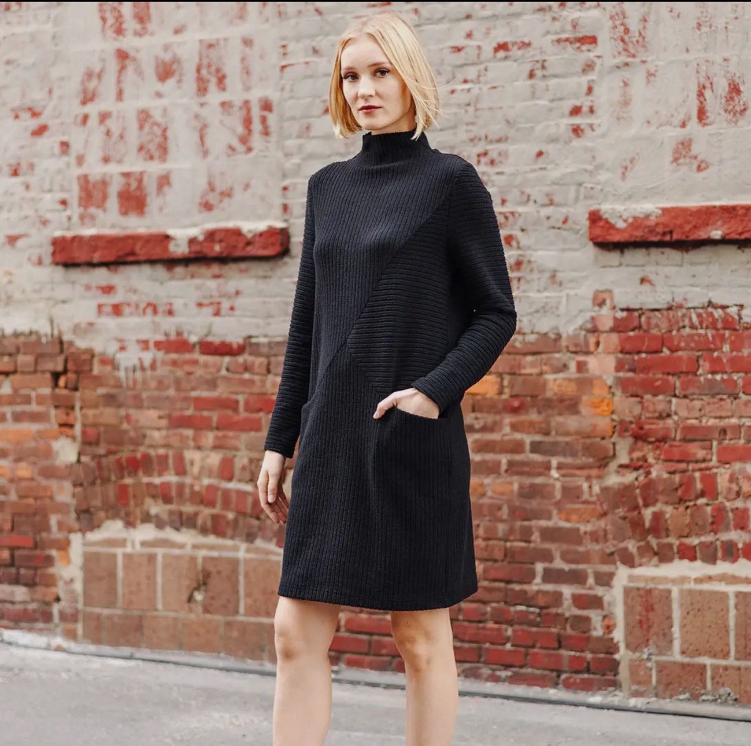 CHUNKY RIBBED SWEATER DRESS